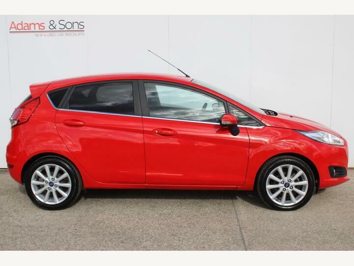 Ford Fiesta 1.0T Ecoboost Titanium Euro 6 Ss Red #5