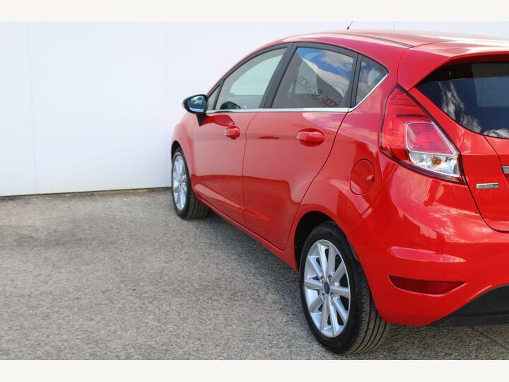 Ford Fiesta 1.0T Ecoboost Titanium Euro 6 Ss Red #6