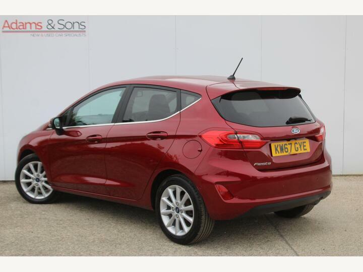 Ford Fiesta 1.0T Ecoboost Titanium Euro 6 Ss Red