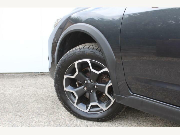 Subaru XV Se 2.0 Tdi 4 Green #13