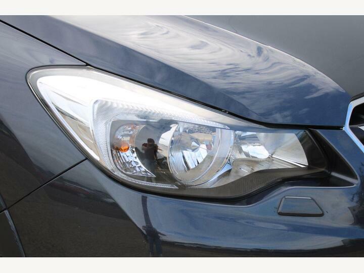 Subaru XV Se 2.0 Tdi 4 Green #9