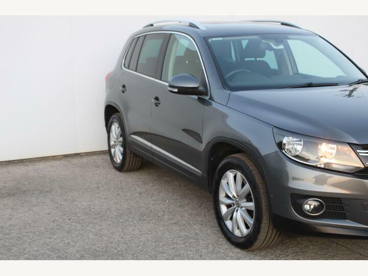 Volkswagen Tiguan 2.0 Tdi Bluemotion Tech Match 4Wd Euro 5 Ss Grey #2