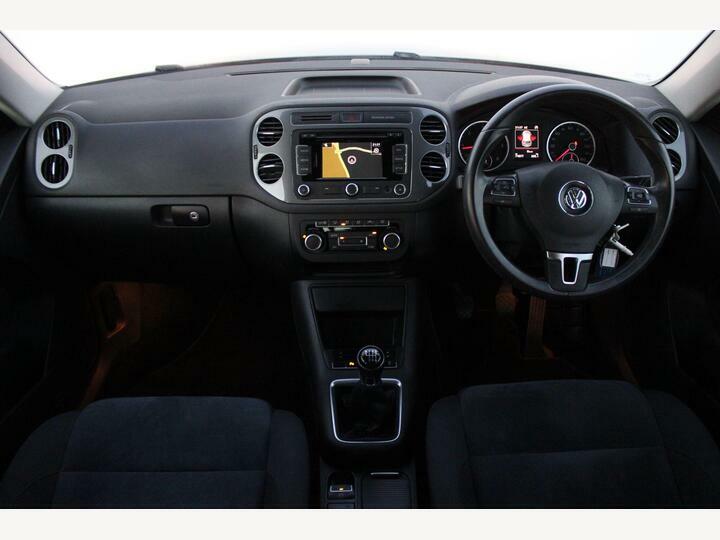 Volkswagen Tiguan Suv Grey #17