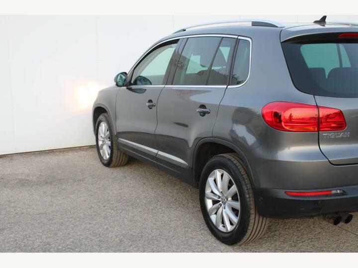 Volkswagen Tiguan 2.0 Tdi Bluemotion Tech Match 4Wd Euro 5 Ss Grey #6