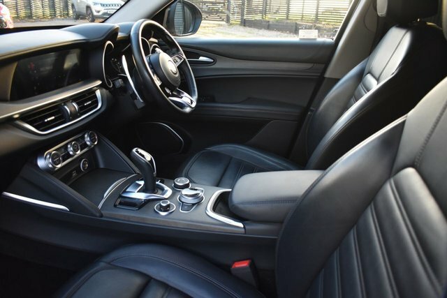 Alfa Romeo Stelvio Lusso Ti Suv Black #5