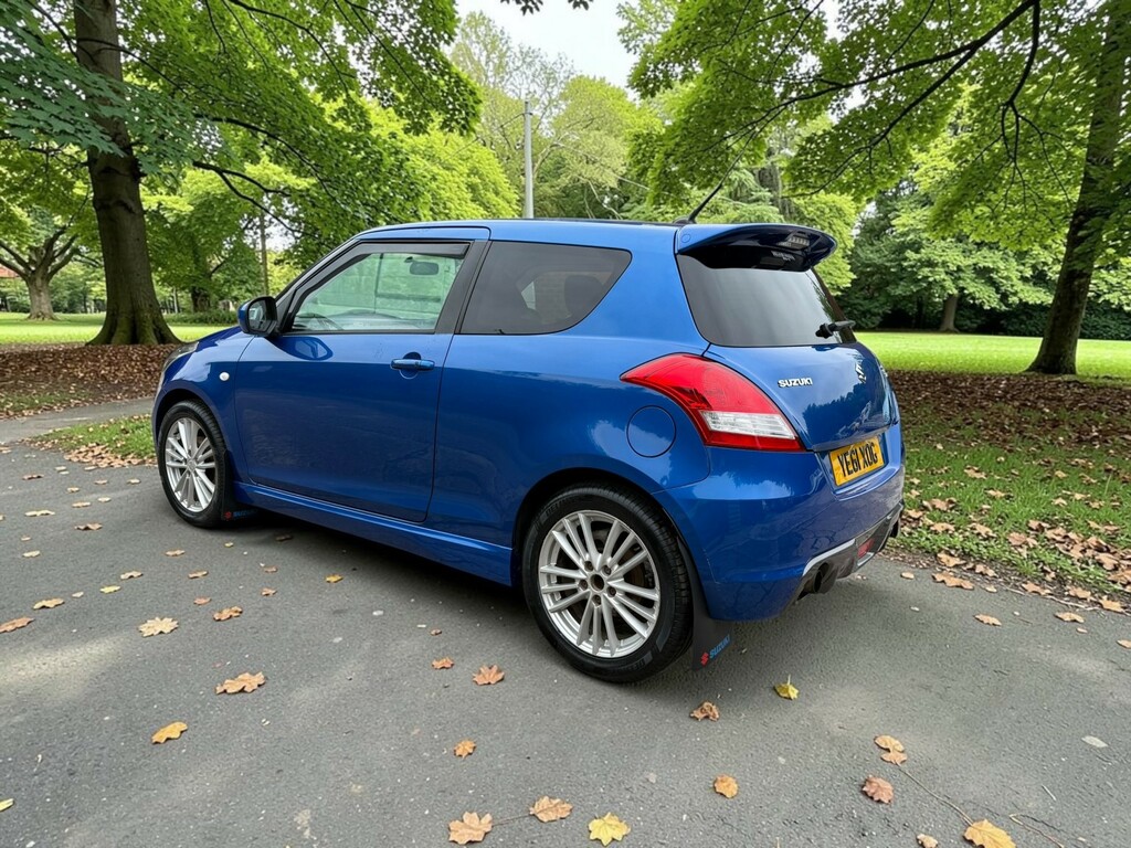 Suzuki Swift Sport White #9