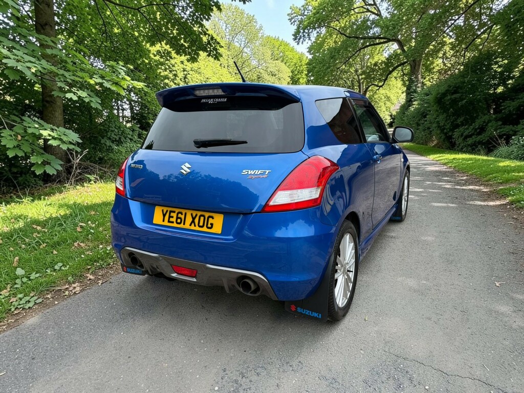 Suzuki Swift Sport White #12