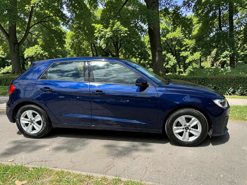 Audi A1 1.0 Tfsi 25 Technik Blue #2