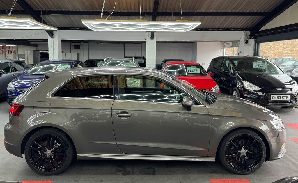 Audi A3 Hatchback 1.6 Tdi S Line Euro 6 Ss 201414 RJ14PGU Grey #4