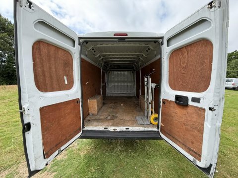 Peugeot Boxer Mpv White #29