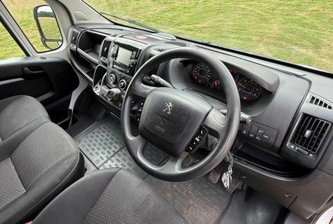Peugeot Boxer Mpv White #20