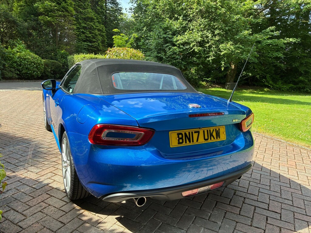 Fiat 124 Spider Convertible 1.4 Spider Multiair Lusso 139 Bhp Red #23