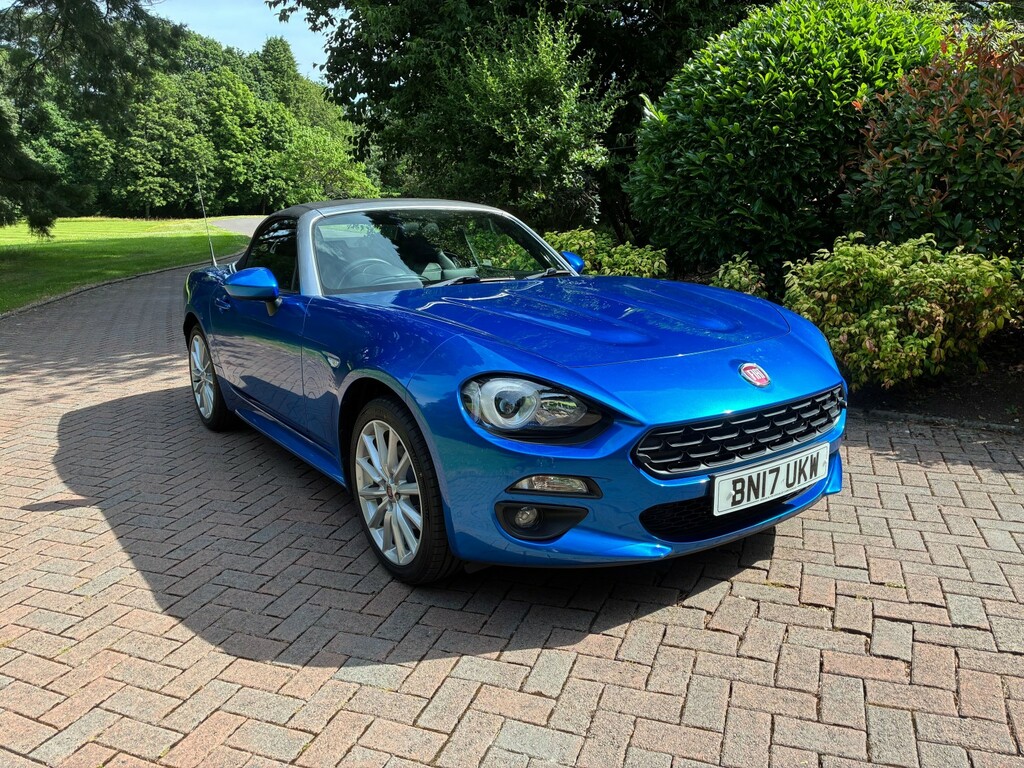 Fiat 124 Spider Convertible 1.4 Spider Multiair Lusso 139 Bhp Red #7