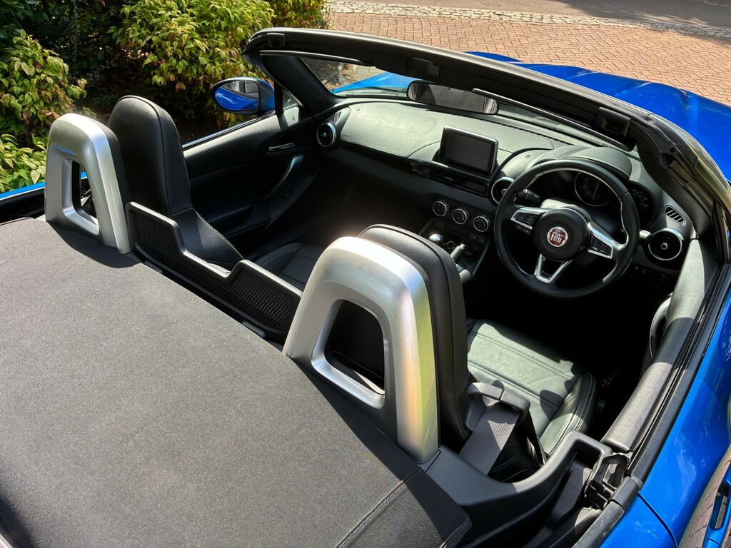 Fiat 124 Spider Convertible 1.4 Spider Multiair Lusso 139 Bhp Red #11