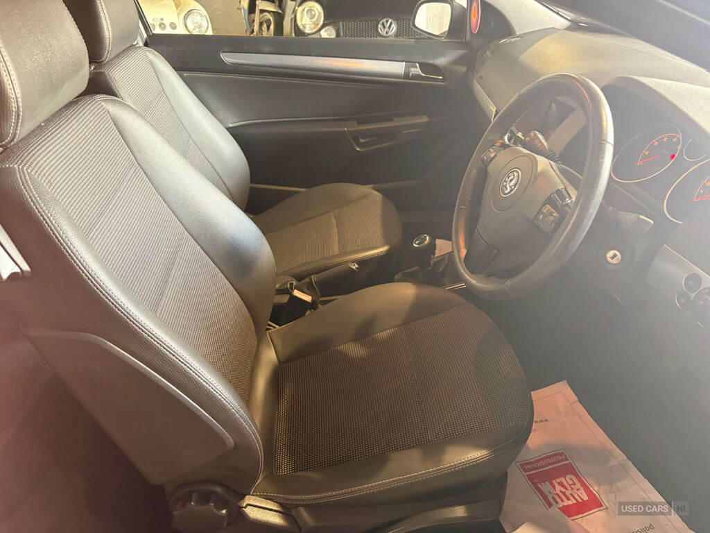 Vauxhall Astra Design YKZ2826 Silver #6