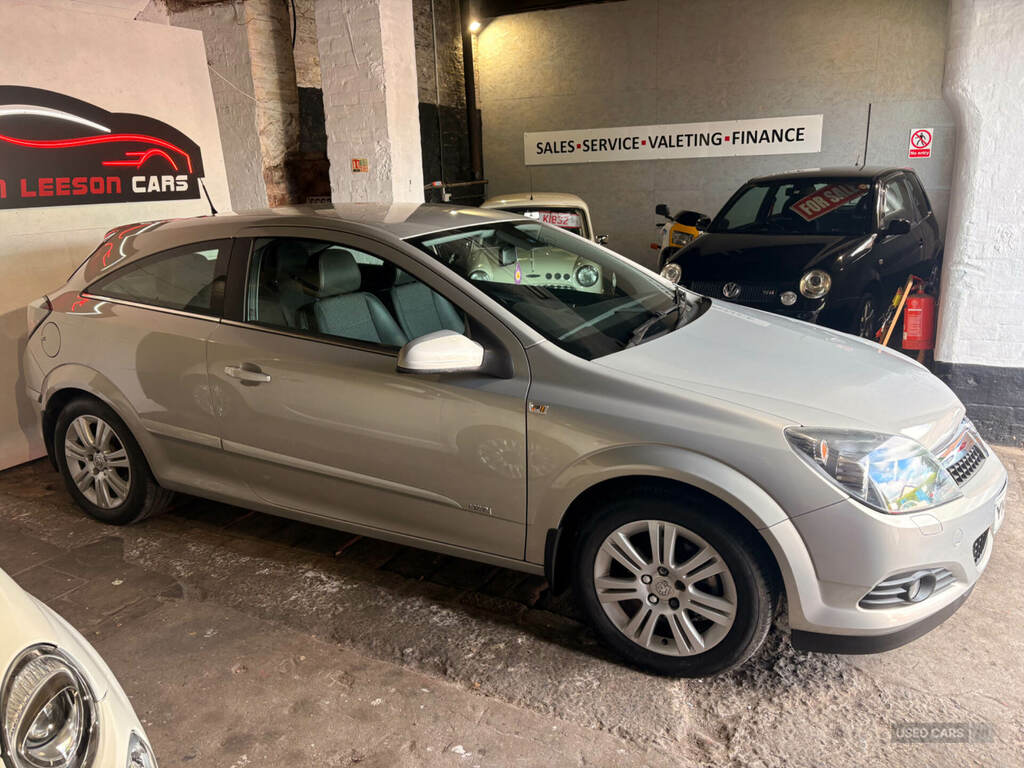 Vauxhall Astra Design YKZ2826 Silver #4