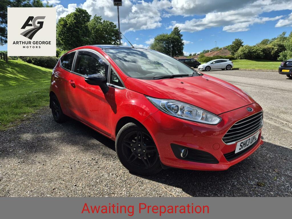 Ford Fiesta  White #1