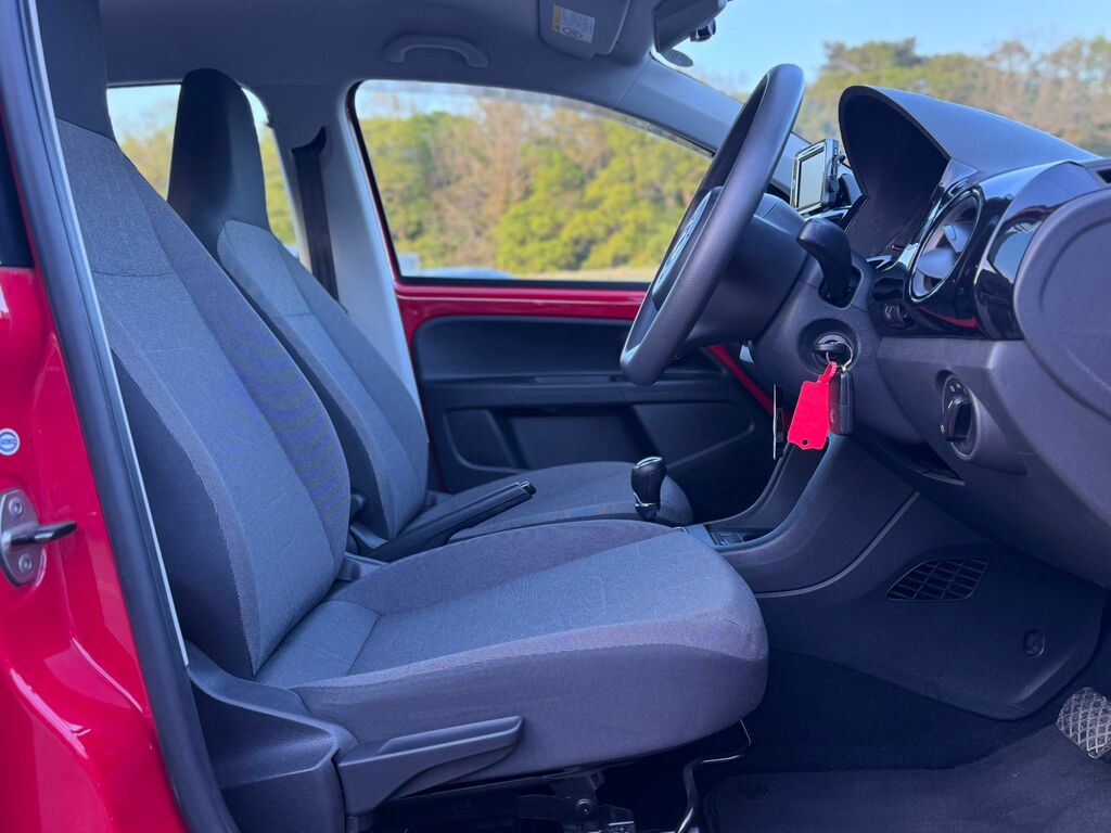 Volkswagen Up 1.0 Move Up Red #10