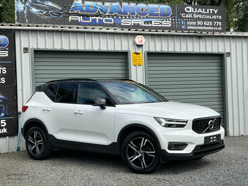 Volvo XC40 2.0 D3 R Design White