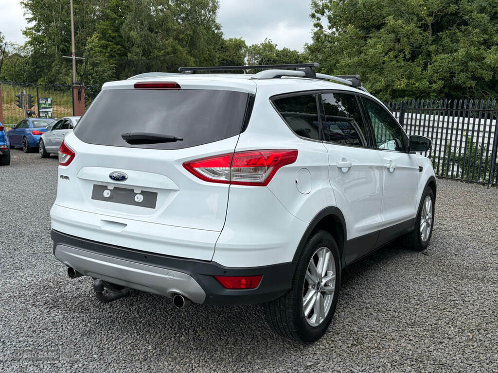 Ford Kuga 2.0 Tdci Zetec 2Wd Euro 5 White #13