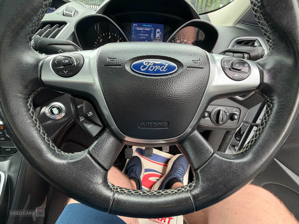 Ford Kuga 2.0 Tdci Zetec 2Wd Euro 5 White #20
