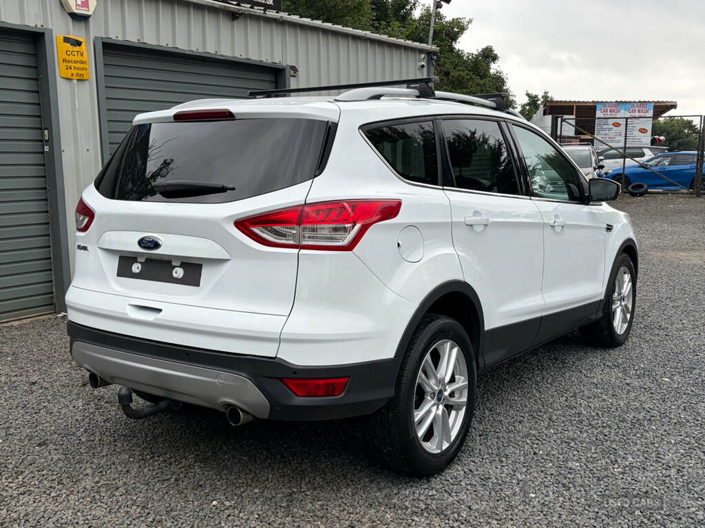 Ford Kuga 2.0 Tdci Titanium X 2Wd White #3