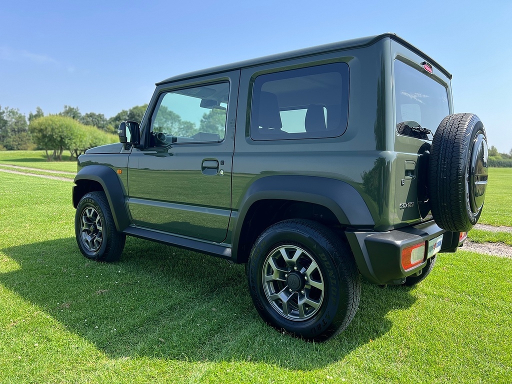Suzuki Jimny Suv White #10
