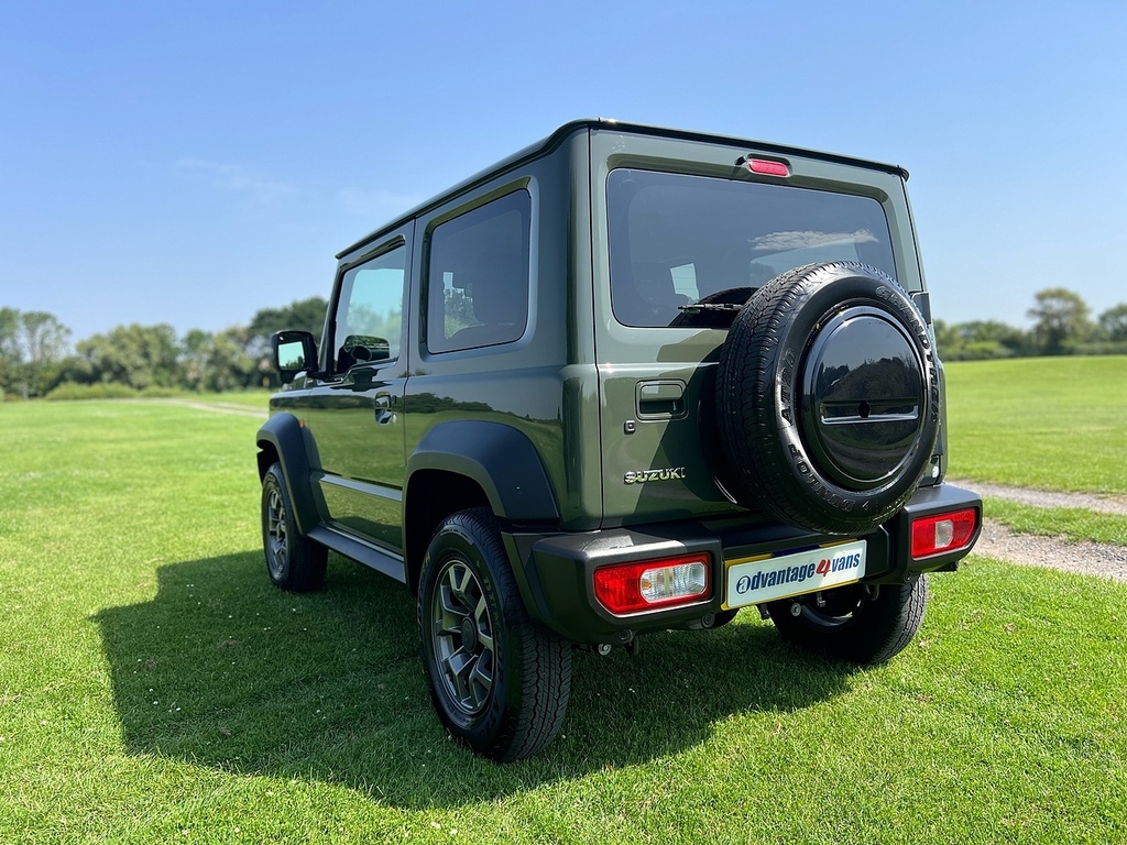 Suzuki Jimny Suv White #9