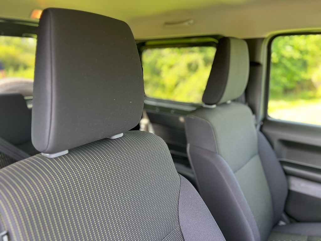 Suzuki Jimny Suv White #16
