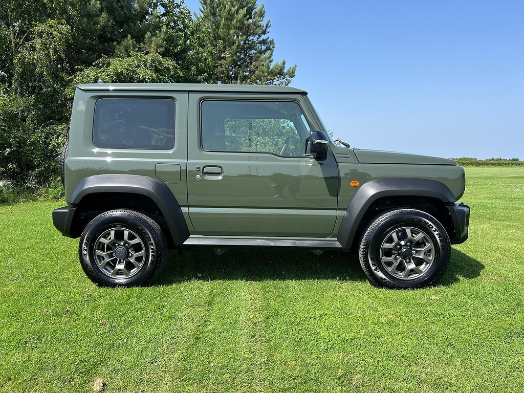 Suzuki Jimny Sierra S Z 5 Green #5