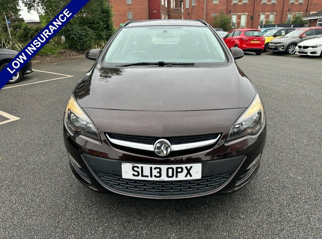 Vauxhall Astra 1.4L Exclusiv SL13OPX Brown #2