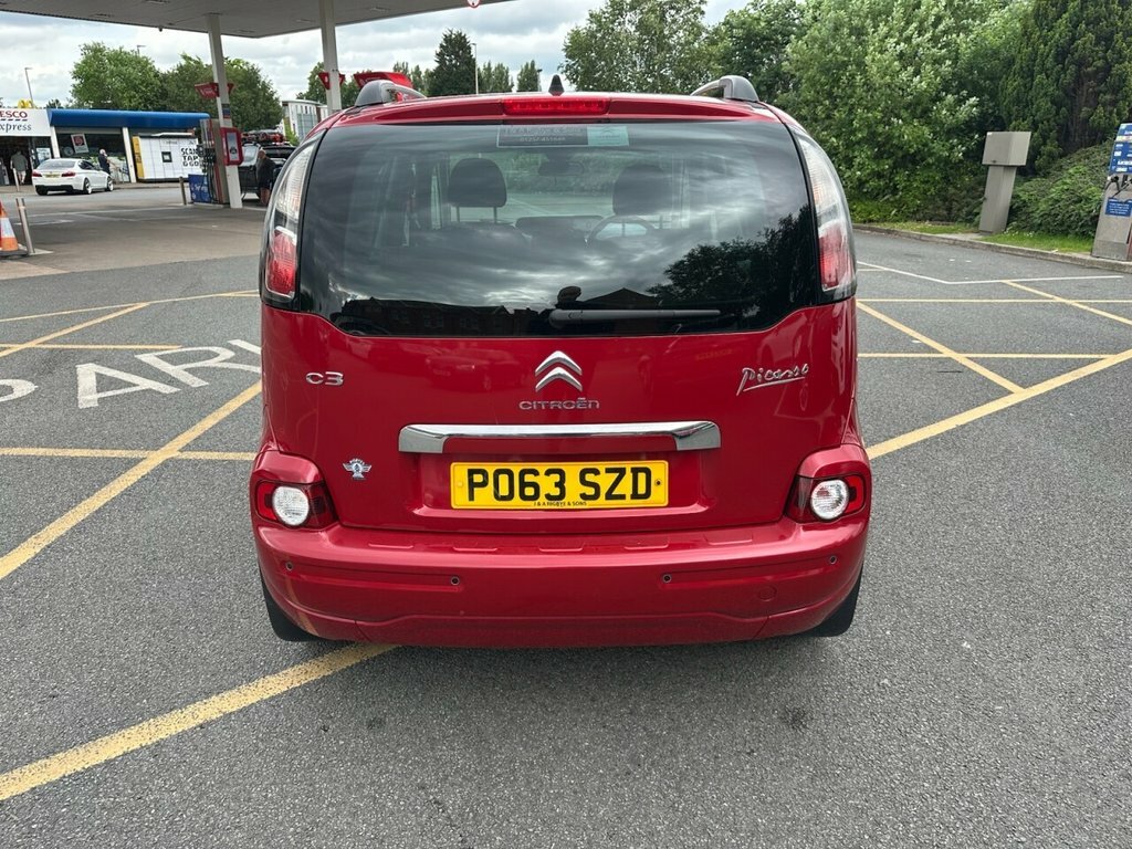 Citroen C3 Picasso 1.6L Exclusive Red #4