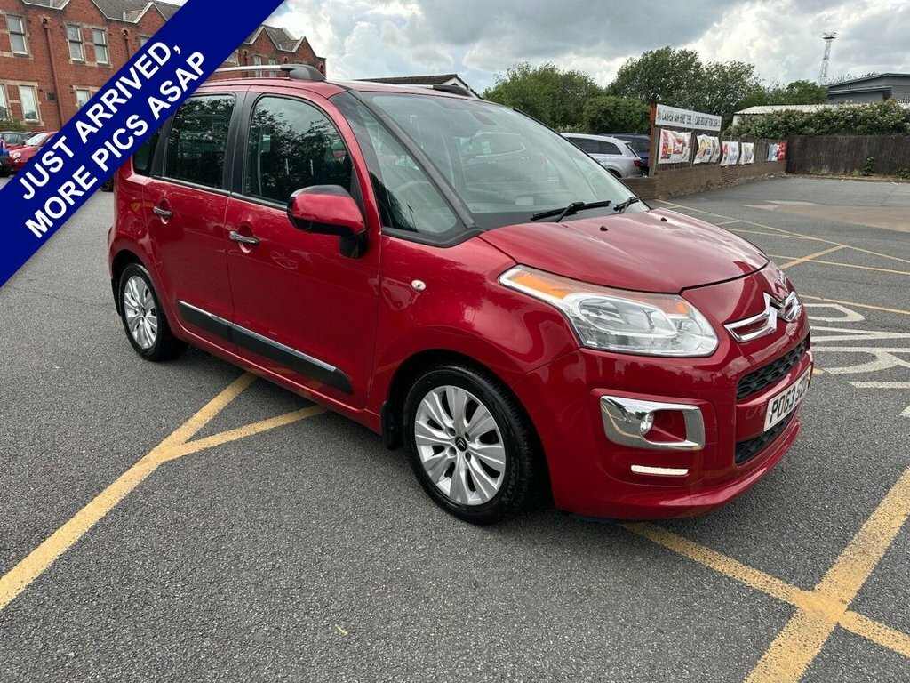 Citroen C3 Picasso 1.6L Exclusive Red