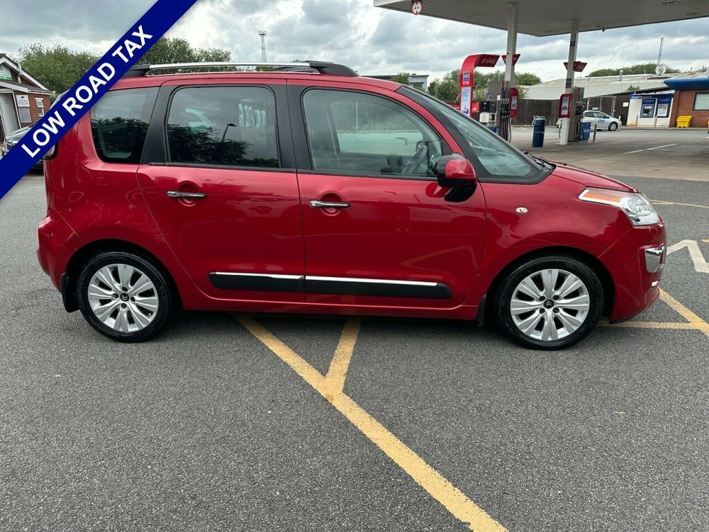 Citroen C3 Picasso 1.6L Exclusive Red #2