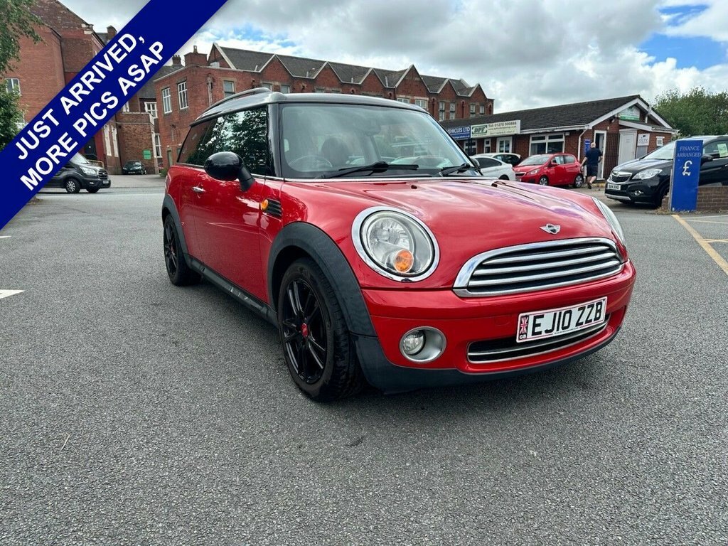 Mini Clubman 1.6L Cooper Red