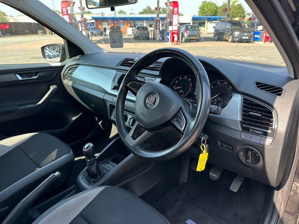 Skoda Fabia 1.2L Se SB65HFV Black #5