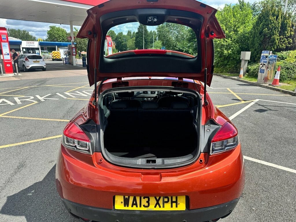 Renault Megane 1.6 16V Expression Black #15