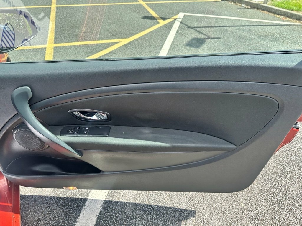 Renault Megane 1.6 16V Expression Black #17