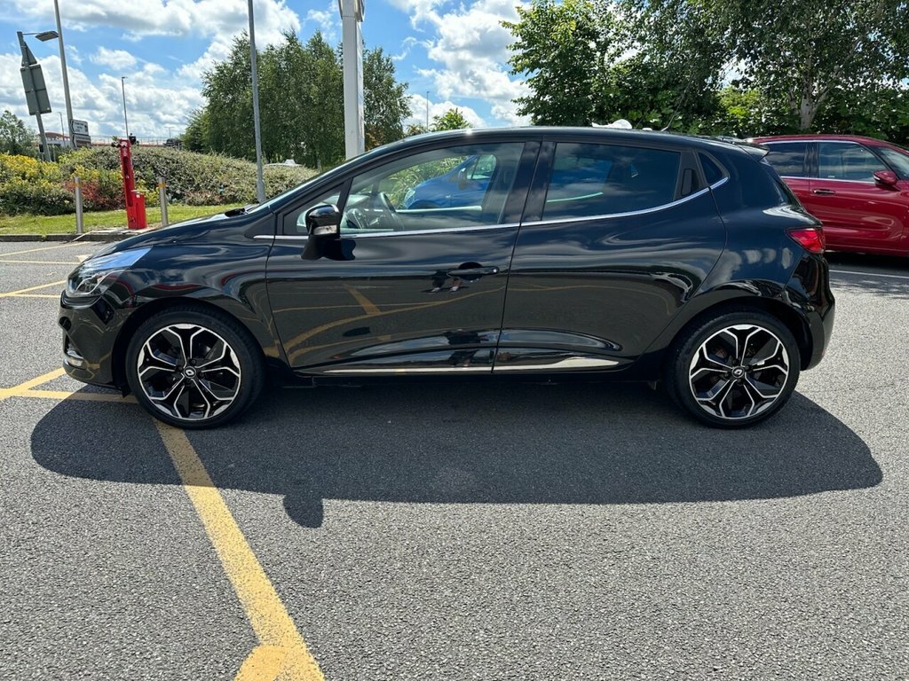 Renault Clio 1L Iconic MF69FUH Black #5