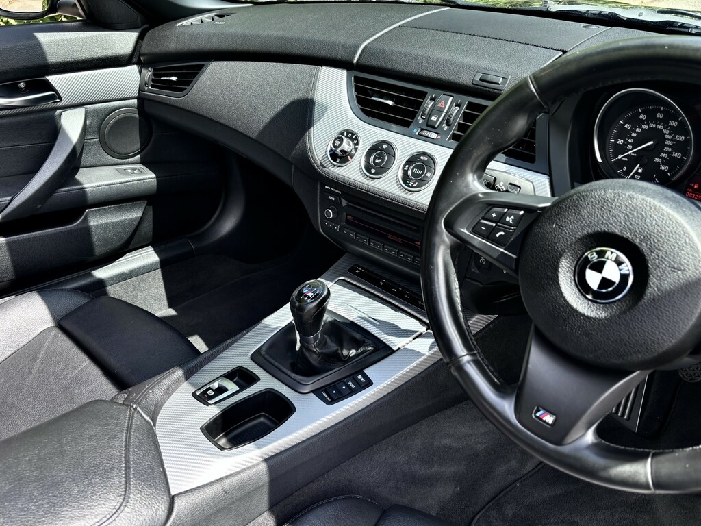 BMW Z4 2.0 Z4 Sdrive20i M Sport Roadster 201262 YB62FMV Black #2