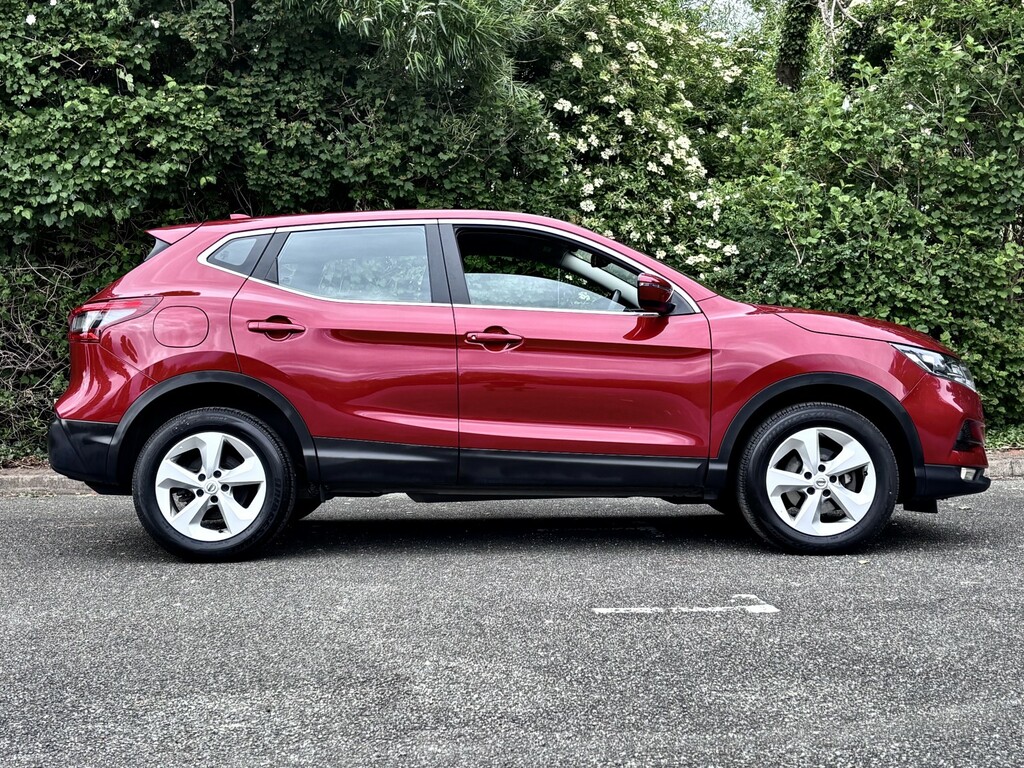 Nissan Qashqai 1.5 Dci Acenta Premium 201969 Red #4