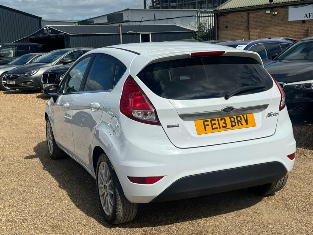Ford Fiesta Hatchback FE13BRV White #4