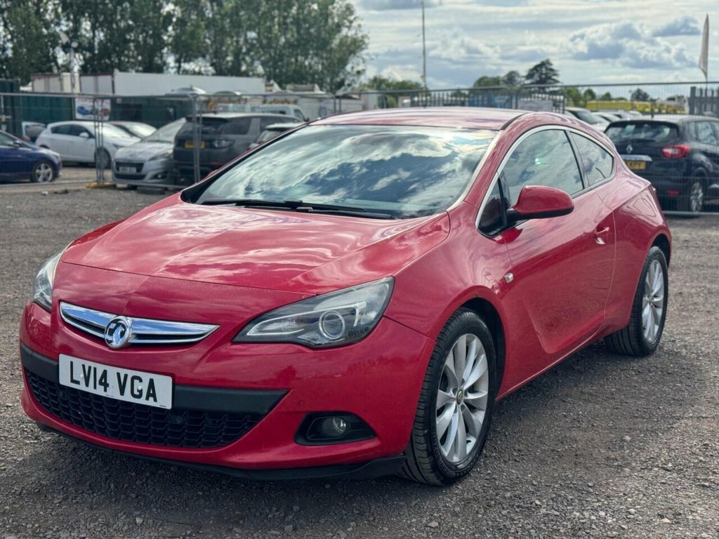 Vauxhall Astra GTC Coupe Red #3