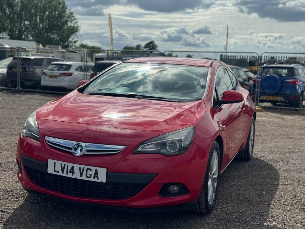 Vauxhall Astra GTC Coupe Red #5