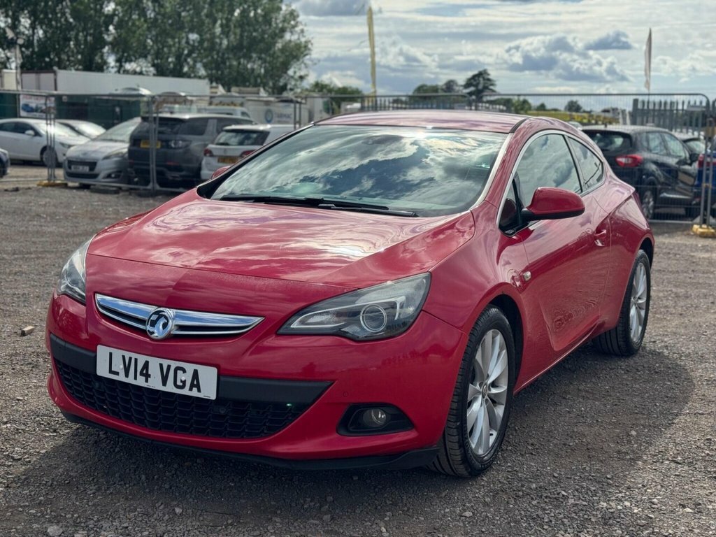 Vauxhall Astra GTC Coupe Red #6