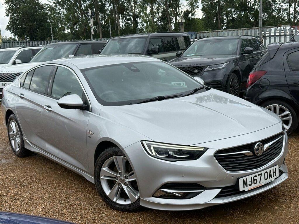 Vauxhall Insignia Hatchback MJ67OAH Silver #6