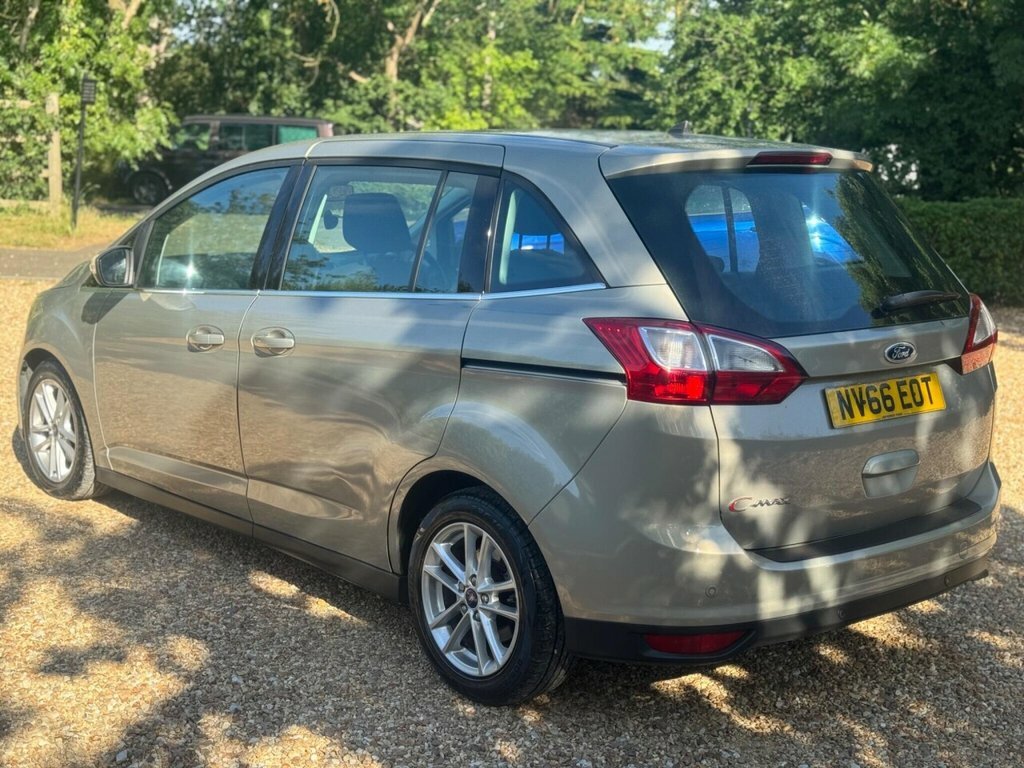 Ford Grand C-Max Grand Zetec Tdci Silver #4