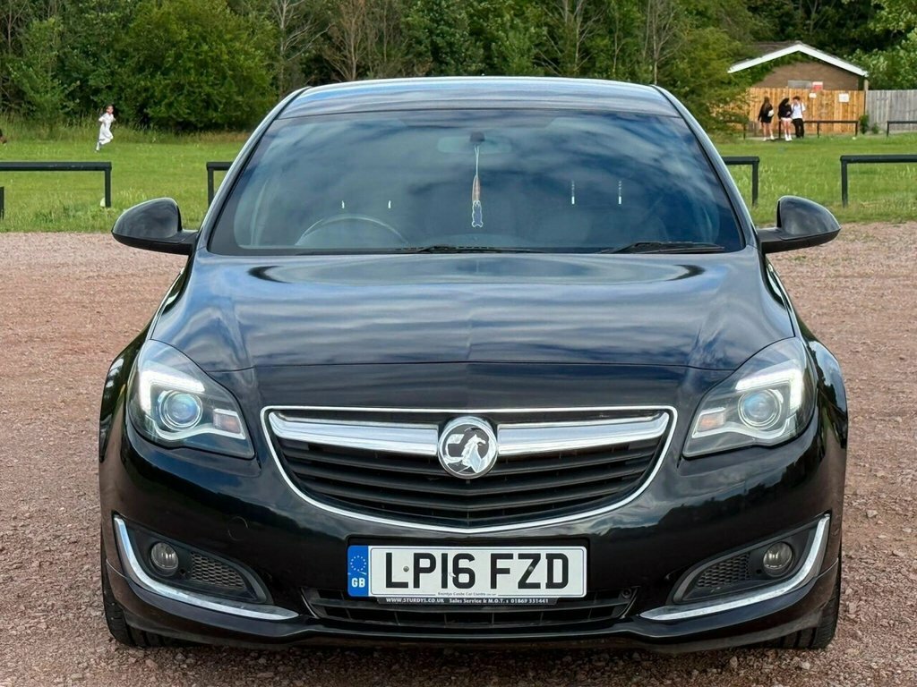 Vauxhall Insignia Hatchback Black #5