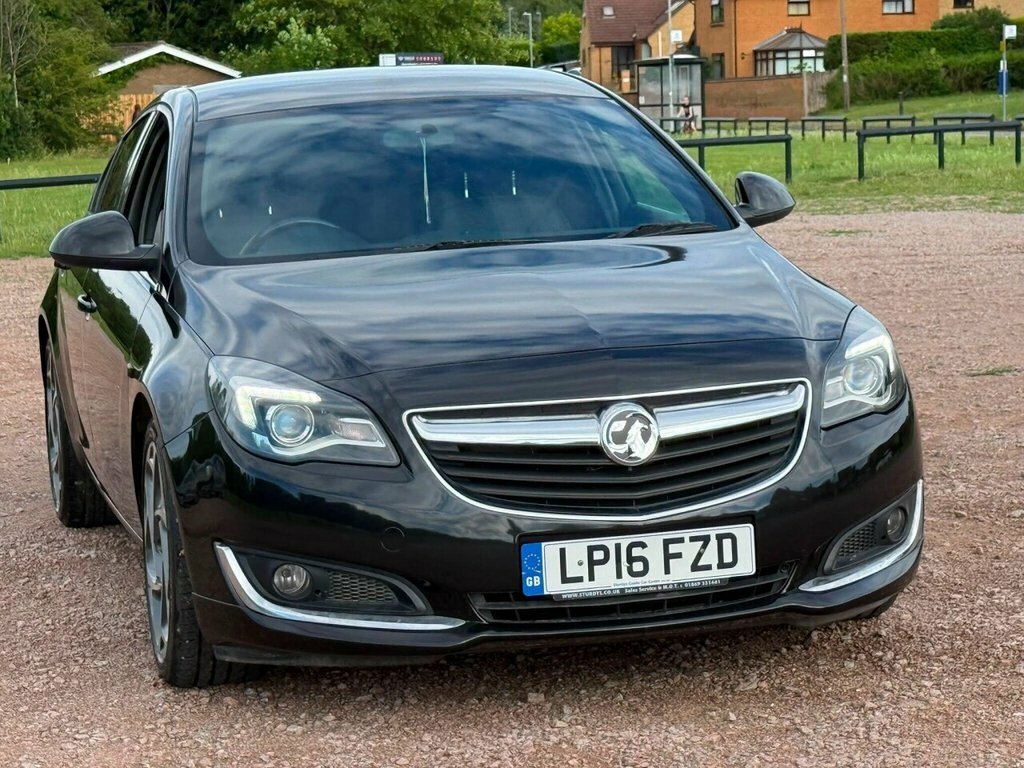 Vauxhall Insignia Hatchback Black #6