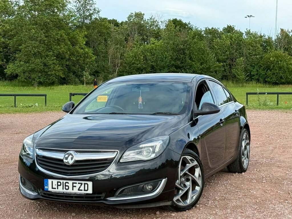 Vauxhall Insignia Hatchback Black #4
